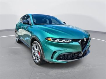 2024 Alfa Romeo Tonale Veloce Eawd in a Verde (Green) Fangio Metallic exterior color and Blackinterior. Englewood Cliffs Alfa Romeo 201-706-7374 alfaromeoec.com 