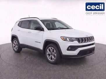 Used 2025 Jeep Compass Latitude