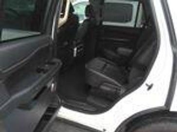 Used 2024 Ford Expedition XLT