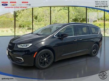 Used 2021 Chrysler Pacifica Touring L