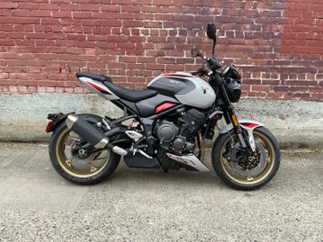 2026 Triumph TRIDENT 800