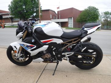 2023 BMW S 1000 R