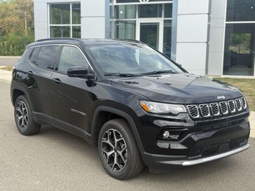 New 2025 Jeep Compass Limited 4x4 Diamond Black Crystal Pearl Coat