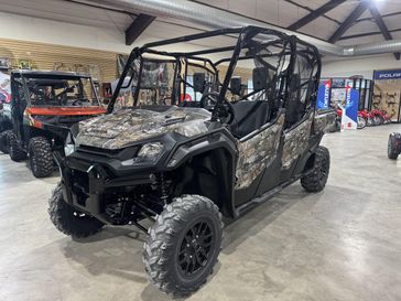 2025 Honda Pioneer 1000-6 Deluxe Crew 