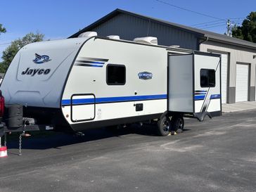 Used 2019 Jayco Jayfeather 24'