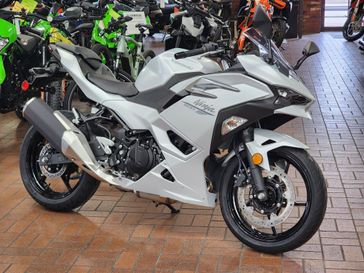 2025 Kawasaki NINJA 500 ABS 