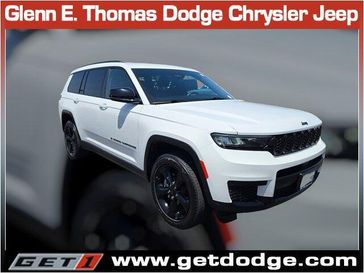 Used 2023 Jeep Grand Cherokee L Altitude