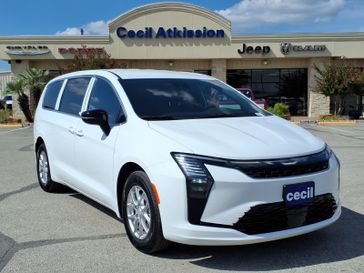 New 2027 Chrysler Pacifica Select