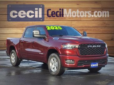 2025 RAM 1500 Lone Star Crew Cab 4x4 5'7' Box