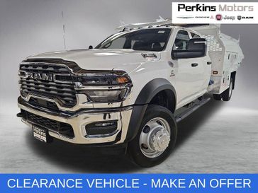 New 2026 RAM 5500 Tradesman Chassis Crew Cab 4x4 84' Ca