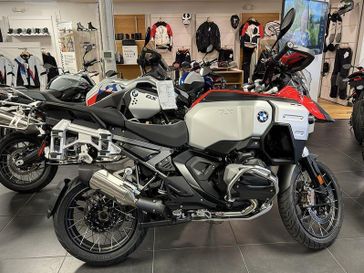 2025 BMW R1300GSA 