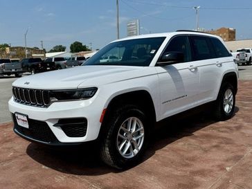 2024 Jeep Grand Cherokee Laredo X 4x4