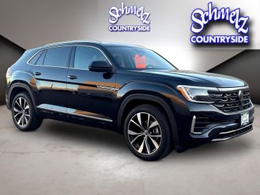 Used 2026 Volkswagen Atlas Cross Sport SEL Premium AWD R-Line w/Sunroof/Nav