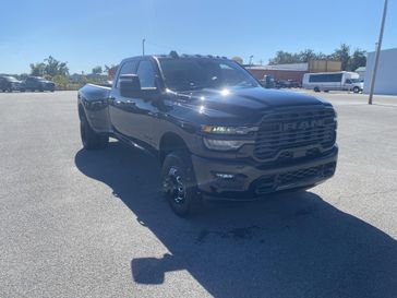 2026 RAM Ram 3500 Pickup Big Horn's photo