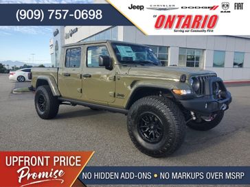 New 2025 Jeep Gladiator Nighthawk
