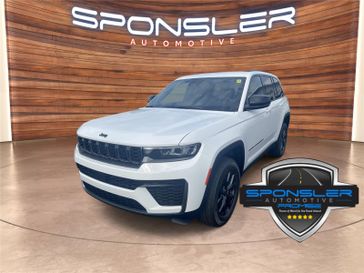 New 2027 Jeep Grand Cherokee Laredo Altitude 4x4