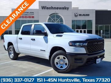 2025 RAM 1500 Tradesman Crew Cab 4x4 5'7' Box