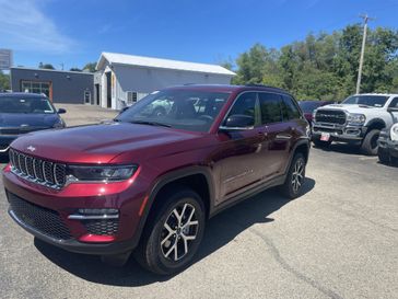 New 2025 Jeep Grand Cherokee Limited 4x4