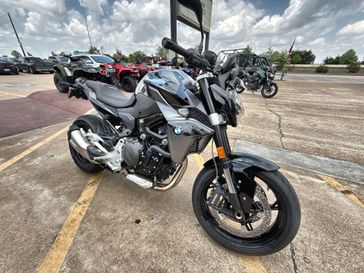 2025 BMW F 900 R 