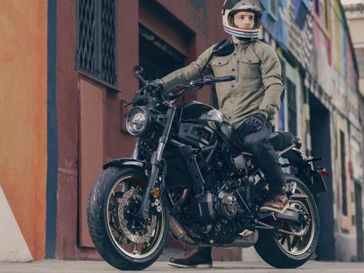 2024 Yamaha XSR700 