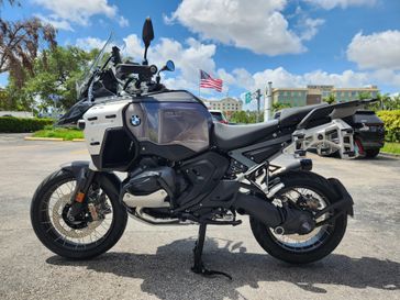 BLACK STORM METALLIC