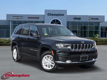 2025 Jeep Grand Cherokee L Laredo 4x2