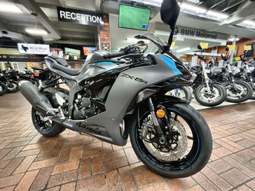 New 2025 Kawasaki NINJA ZX-6R 