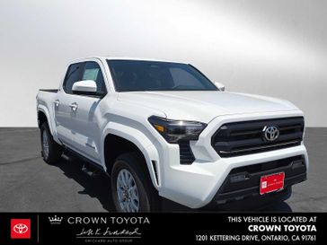 New 2025 Toyota Tacoma SR5
