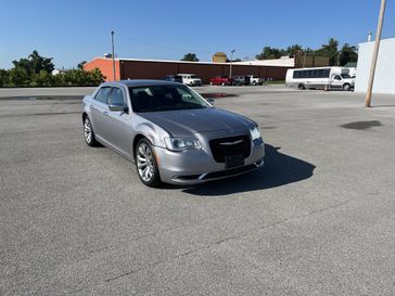 Used 2017 Chrysler 300 Limited