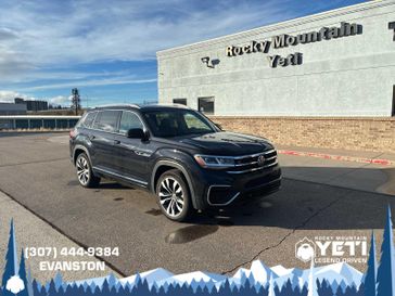 Used 2022 Volkswagen Atlas 3.6L V6 SEL Premium R-Line