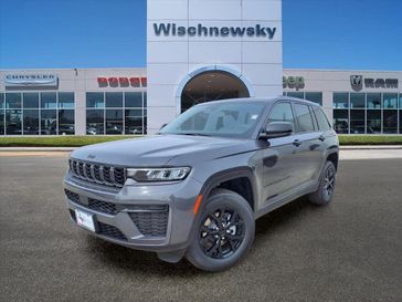 New 2026 Jeep Grand Cherokee Altitude