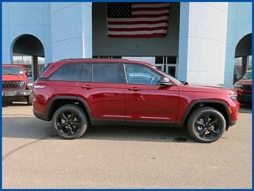 New 2025 Jeep Grand Cherokee Limited