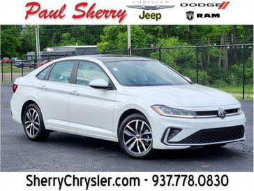 Used 2025 Volkswagen Jetta SE