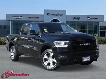 2024 RAM 1500 Laramie Crew Cab 4x2 5'7' Box