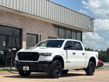 New 2026 RAM 1500 Laramie Crew Cab 4x4 5'7' Box