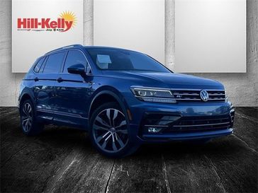 2018 Volkswagen Tiguan 2.0T SEL Premium in a Blue exterior color. Hill-Kelly Dodge (850) 786-2130 hillkellydodge.com 