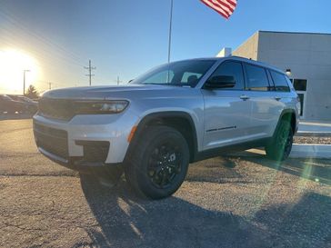 2025 Jeep Grand Cherokee L Altitude X in a Silver Zynith exterior color and Global Blackinterior. Legacy Auto Center 620-315-9264 legacyautocenter.net 