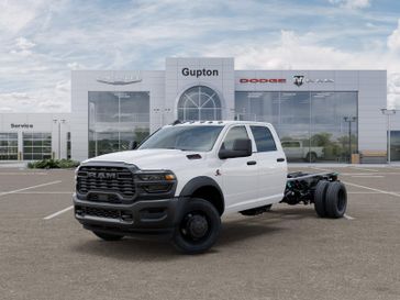 New 2027 RAM 5500 Tradesman Chassis Crew Cab 4x4 84' Ca