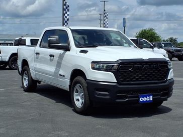 2025 RAM 1500 Tradesman Crew Cab 4x4 5'7' Box