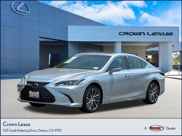 Used 2023 Lexus ES 300h