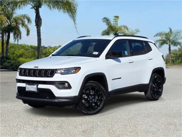 Used 2025 Jeep Compass Latitude 4x4