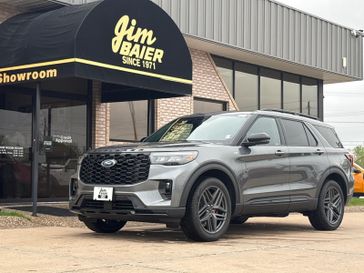 New 2026 Ford Explorer ST-Line