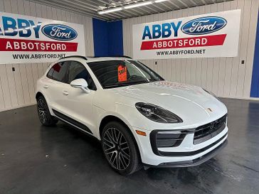 Used 2022 Porsche Macan 