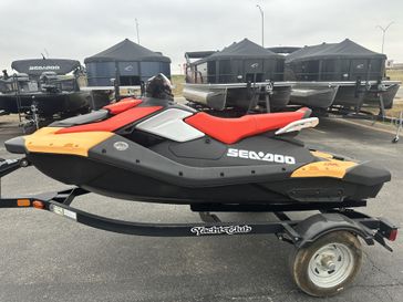 2025 SEADOO SPARK FOR 3 CONVENIENCE PACKAGE WITH SOUND SYSTEM SUNRISE ORANGE AND DRAGON RED 