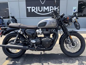 2025 Triumph Bonneville T120 Black 