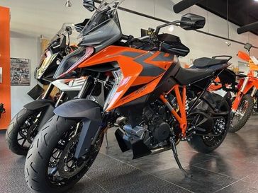 2024 KTM 1290SUPERDUKE GT