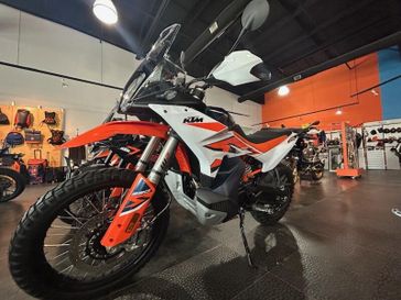 2024 KTM 890 ADVR