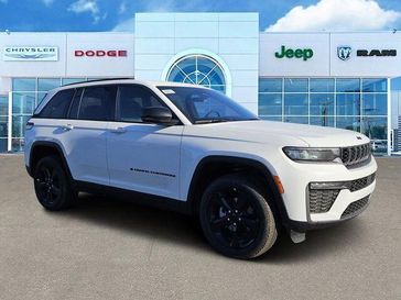 New 2026 Jeep Grand Cherokee Limited 4x2