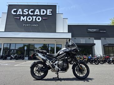 2025 Triumph Tiger 1200 GT Pro - SAPPHIRE BLACK 