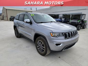 2021 Jeep Grand Cherokee Limited in a Billet Silver Metallic Clear Coat exterior color and Blackinterior. Sahara Motors Inc 435-500-5052 saharamotorschryslerdodgejeep.com 